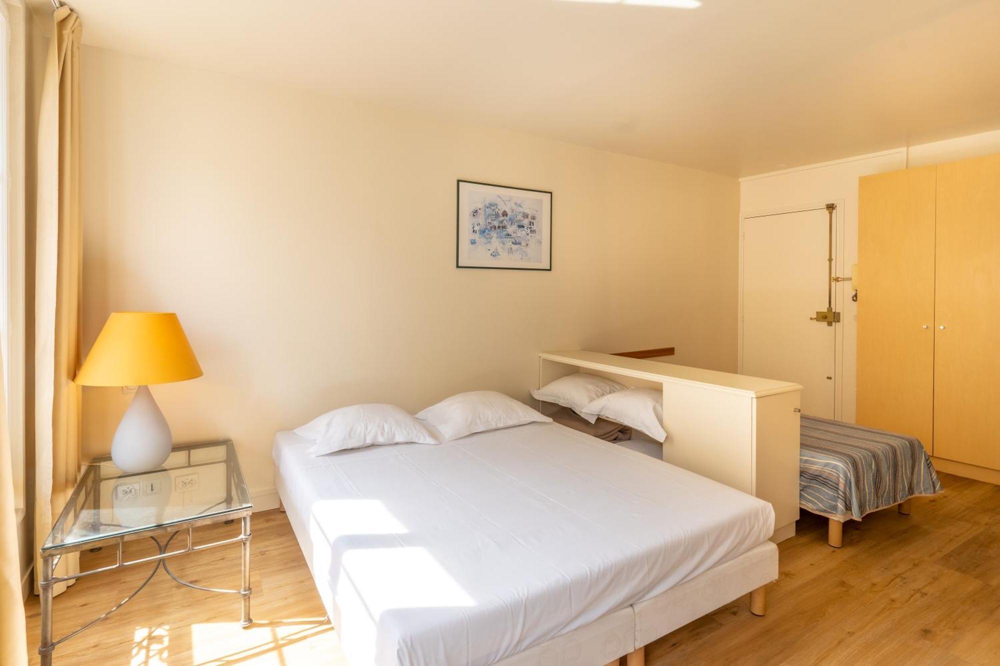 Hotel Capfun Le Saint Germain, باريس المظهر الخارجي الصورة
